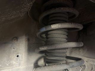 bontott CITROËN C4 PICASSO Bal első Rugó