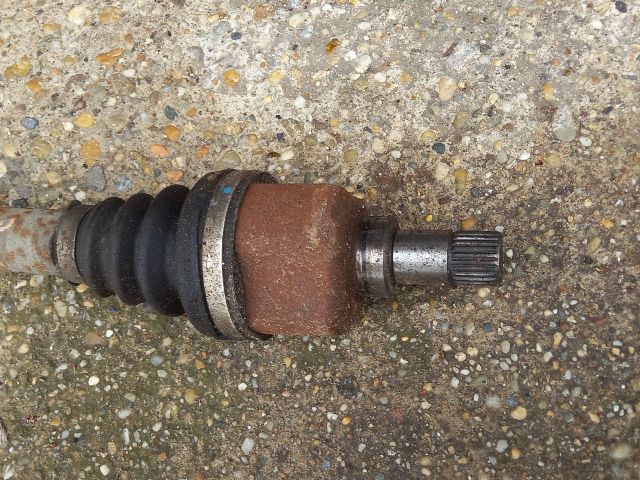 bontott CITROËN C4 PICASSO Bal Féltengely