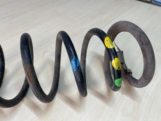 bontott CITROËN C4 PICASSO Bal hátsó Rugó