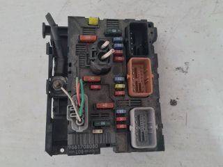 bontott CITROËN C4 PICASSO Biztosítéktábla Motortér