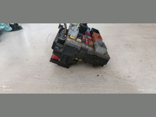 bontott CITROËN C4 PICASSO Biztosítéktábla Motortér