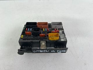 bontott CITROËN C4 PICASSO Biztosítéktábla Motortér