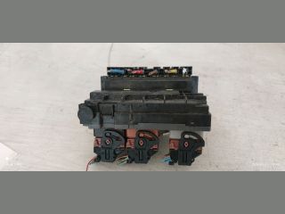 bontott CITROËN C4 PICASSO Biztosítéktábla Motortér