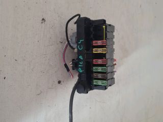 bontott CITROËN C4 PICASSO Biztosítéktábla Motortér