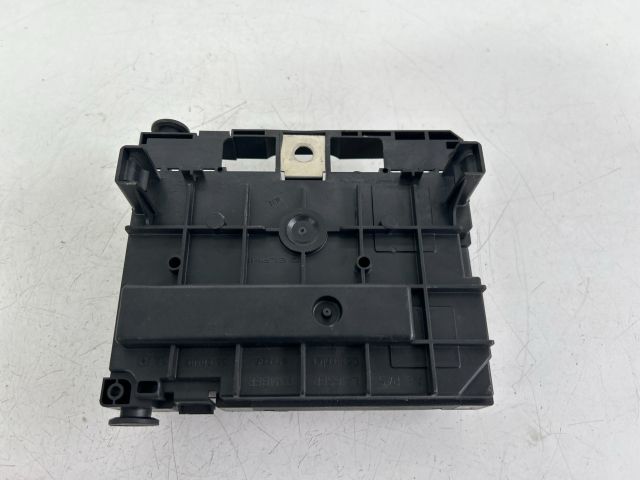 bontott CITROËN C4 PICASSO Biztosítéktábla Motortér