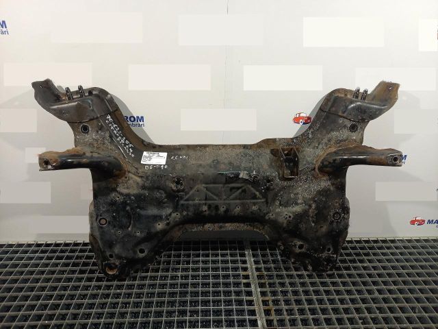 bontott CITROËN C4 PICASSO Első Bölcső