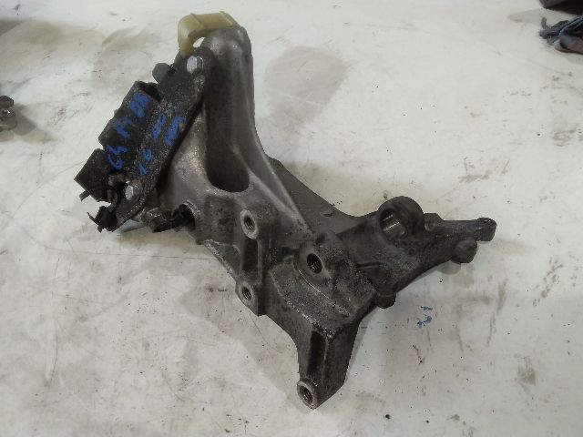 bontott CITROËN C4 PICASSO Generátor Tartó Bak