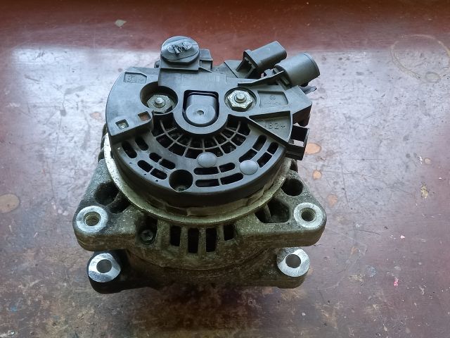 bontott CITROËN C4 PICASSO Generátor