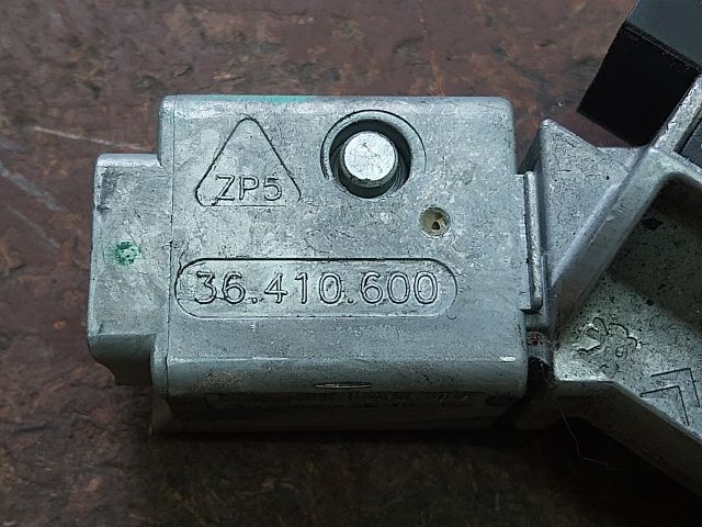 bontott CITROËN C4 PICASSO Gyújtáskapcsoló Házzal