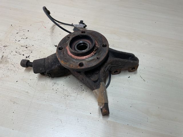 bontott CITROËN C4 PICASSO Jobb első Csonkállvány Kerékaggyal