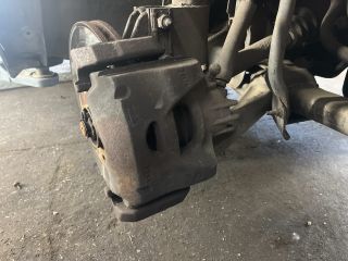 bontott CITROËN C4 PICASSO Jobb első Féknyereg Munkahengerrel