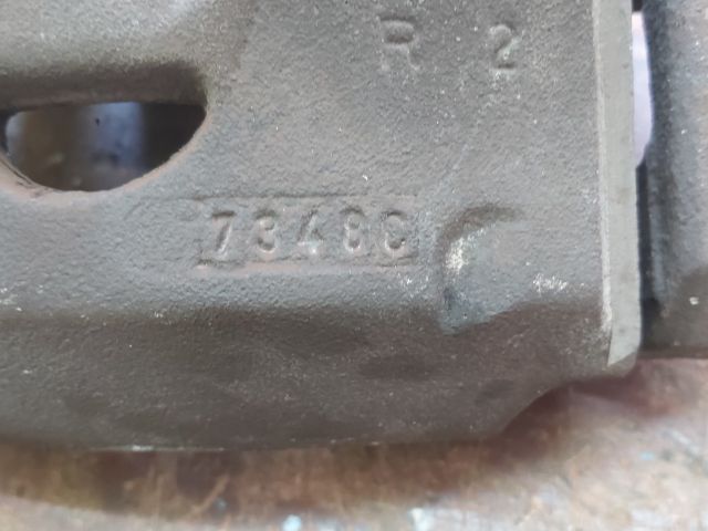 bontott CITROËN C4 PICASSO Jobb első Féknyereg Munkahengerrel