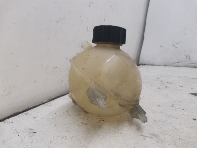 bontott CITROËN C4 PICASSO Kiegyenlítő Tartály