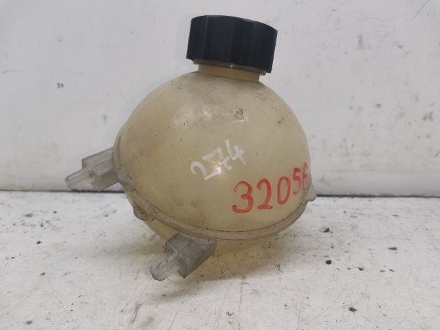 bontott CITROËN C4 PICASSO Kiegyenlítő Tartály