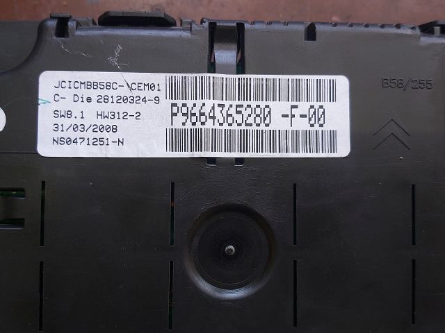 bontott CITROËN C4 PICASSO Kilométeróra