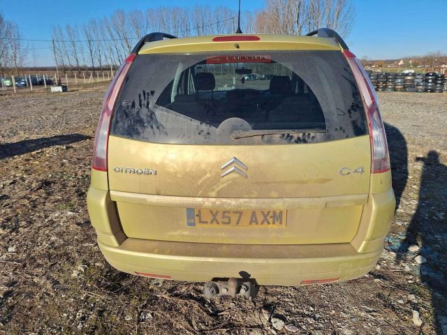 bontott CITROËN C4 PICASSO Középső Kipufogó Dob