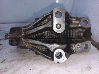 bontott CITROËN C4 PICASSO Motor Tartó Bak (Fém)