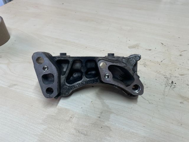 bontott CITROËN C4 PICASSO Motor Tartó Bak (Fém)