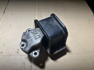 bontott CITROËN C4 PICASSO Motor Tartó Bak Jobb