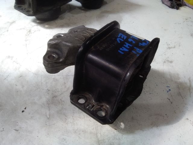 bontott CITROËN C4 PICASSO Motor Tartó Bak Jobb