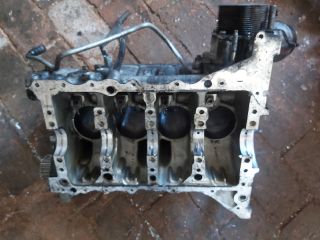 bontott CITROËN C4 PICASSO Motorblokk (Fűzött)