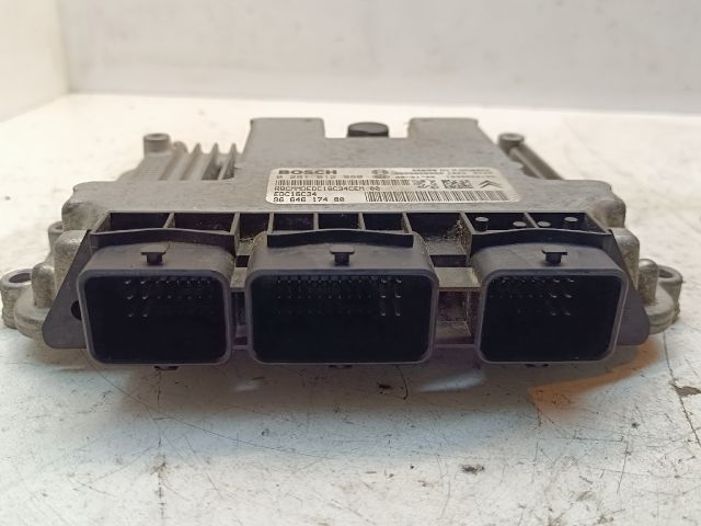 bontott CITROËN C4 PICASSO Motorvezérlő