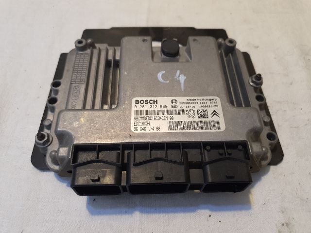 bontott CITROËN C4 PICASSO Motorvezérlő