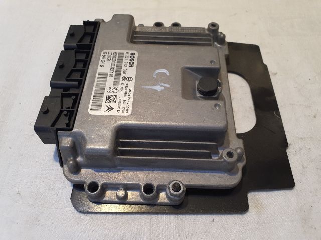 bontott CITROËN C4 PICASSO Motorvezérlő