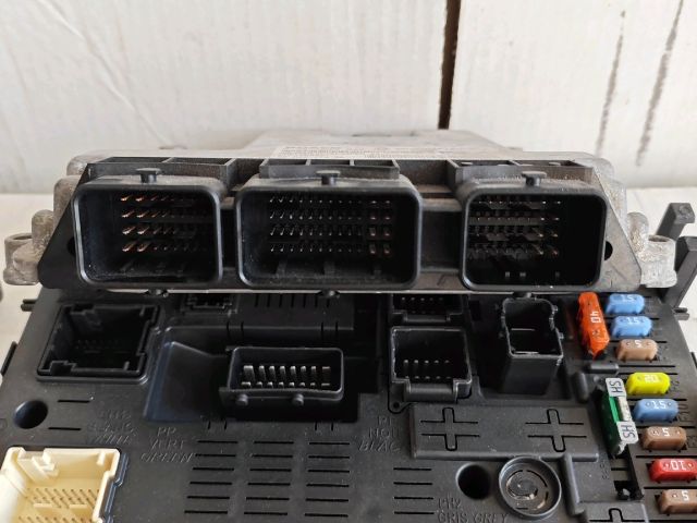 bontott CITROËN C4 PICASSO Motorvezérlő