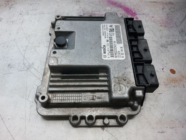 bontott CITROËN C4 PICASSO Motorvezérlő