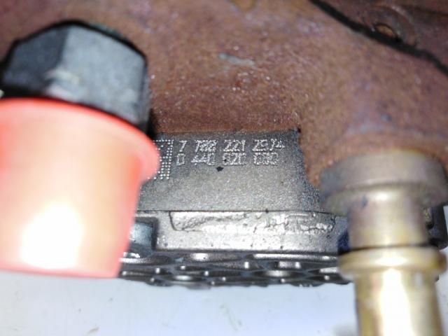 bontott CITROËN C4 PICASSO Nagynyomású Szivattyú