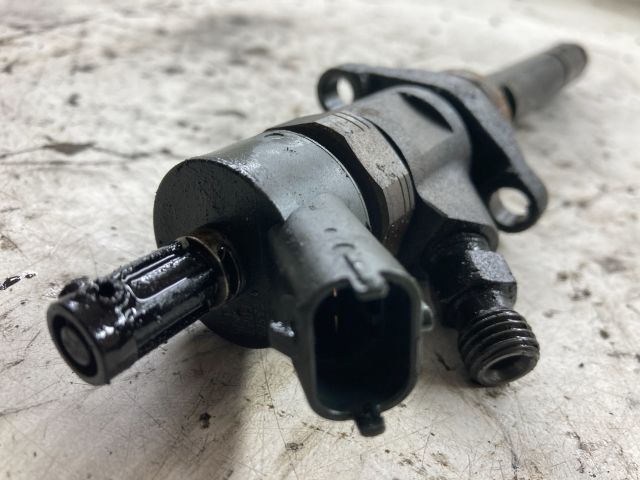 bontott CITROËN C4 PICASSO Porlasztó (1 db)