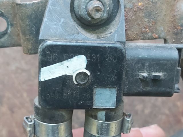 bontott CITROËN C4 PICASSO Részecskeszűrő Nyomásérzékelő