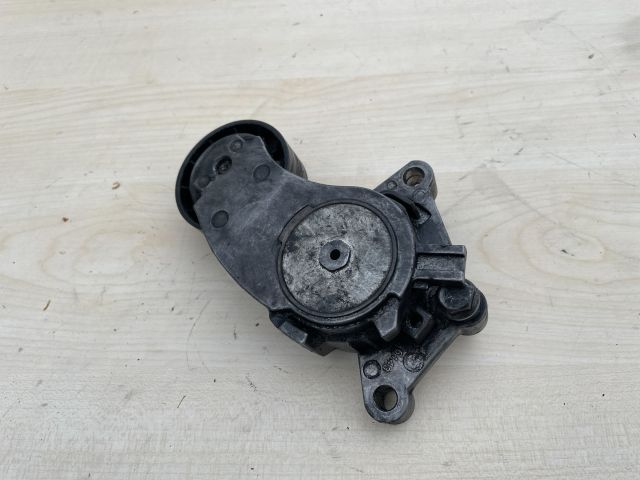 bontott CITROËN C4 PICASSO Szíjfeszítő Görgő