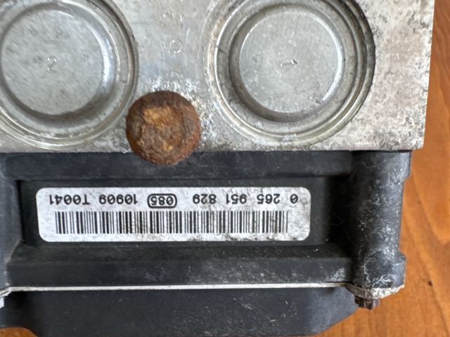 bontott CITROËN C4 PICASSO ABS Kocka