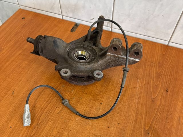 bontott CITROËN C4 PICASSO Bal első Csonkállvány Kerékaggyal