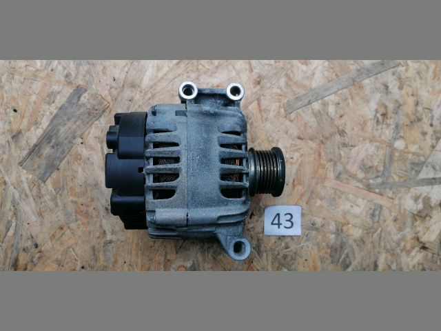 bontott CITROËN C4 PICASSO Generátor