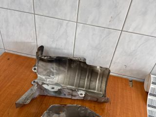 bontott CITROËN C4 PICASSO Leömlő Hővédő Lemez