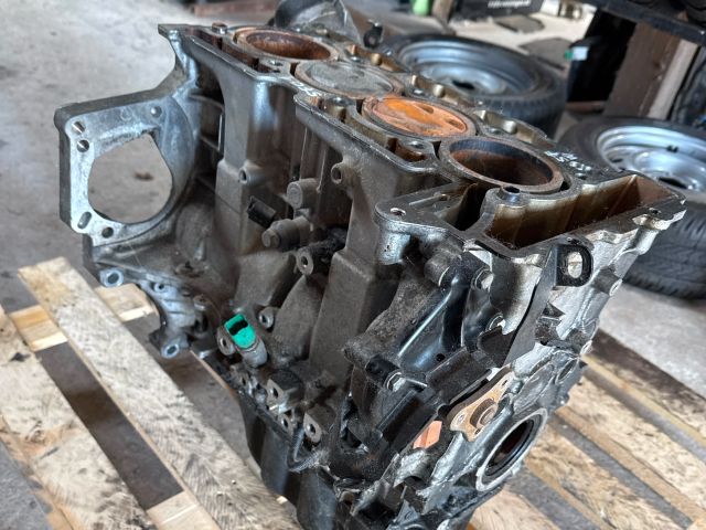 bontott CITROËN C4 PICASSO Motorblokk (Fűzött)