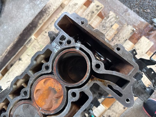 bontott CITROËN C4 PICASSO Motorblokk (Fűzött)