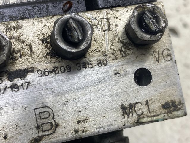 bontott CITROËN C4 PICASSO ABS Kocka