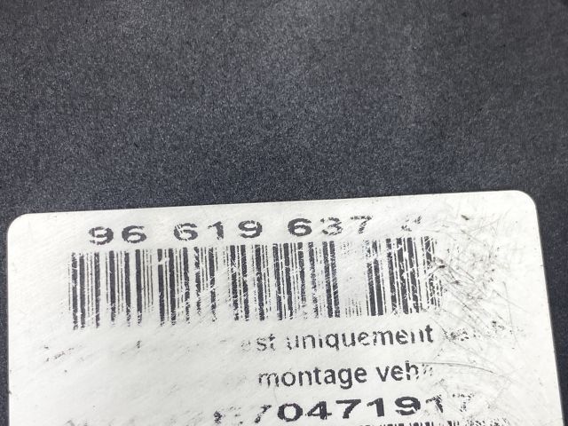 bontott CITROËN C4 PICASSO ABS Kocka