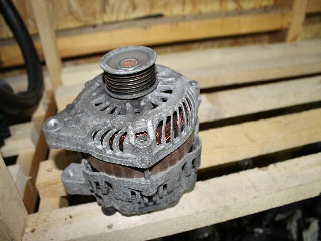 bontott CITROËN C4 PICASSO Generátor