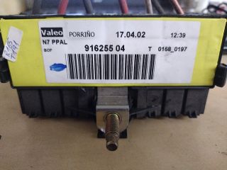 bontott CITROËN C4 PICASSO Biztosítéktábla Motortér