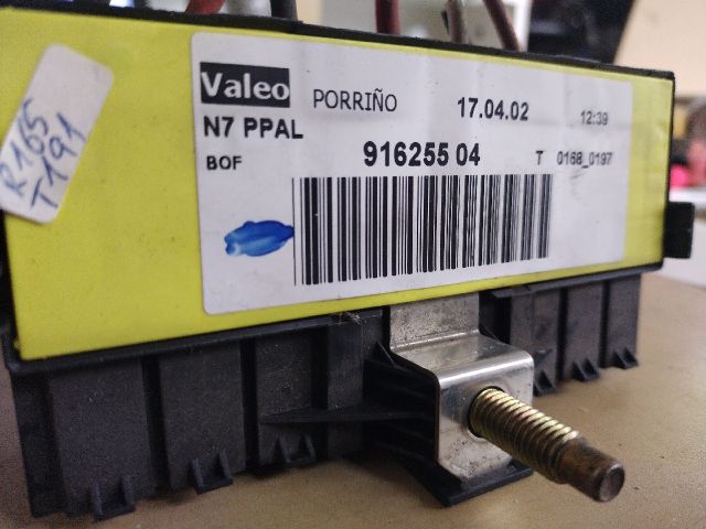 bontott CITROËN C4 PICASSO Biztosítéktábla Motortér