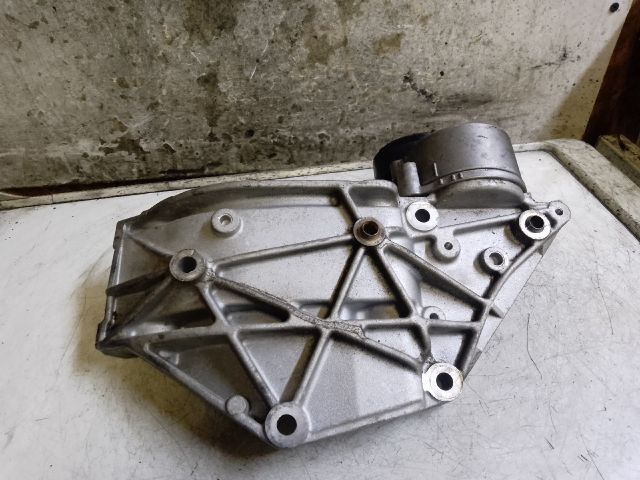 bontott CITROËN C4 PICASSO Generátor Tartó Bak