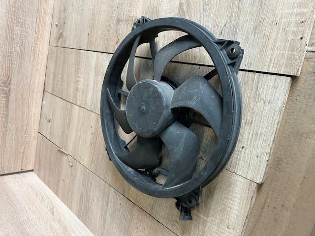 bontott CITROËN C4 PICASSO Klímahűtő Ventilátor