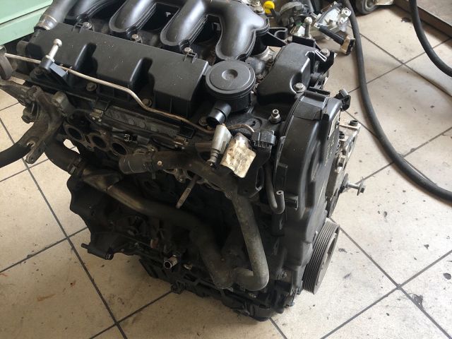 bontott CITROËN C4 PICASSO Motor (Fűzött blokk hengerfejjel)