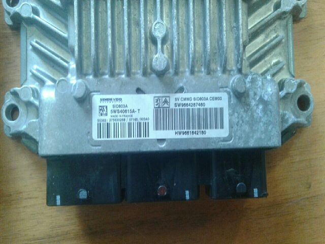 bontott CITROËN C4 PICASSO Motorvezérlő