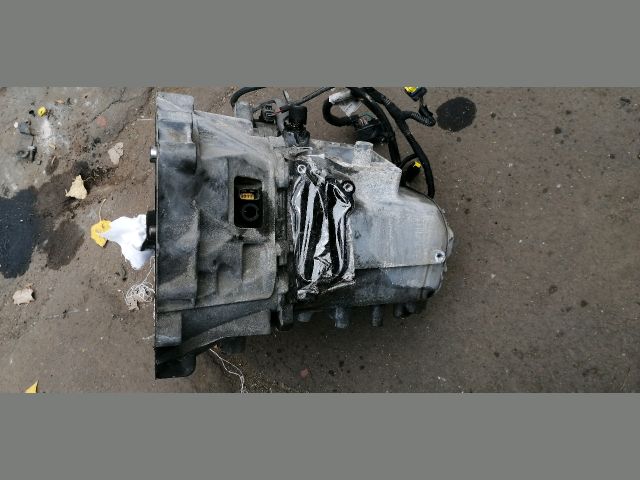 bontott CITROËN C4 PICASSO Váltó (Mechanikus)